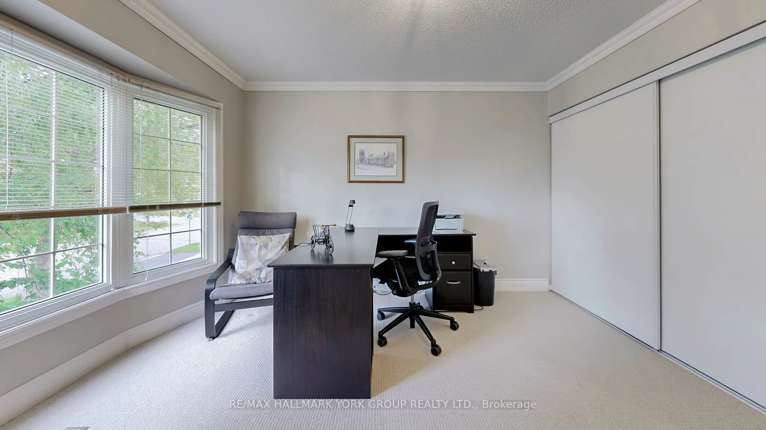 213, Kemano, Aurora Heights, Aurora