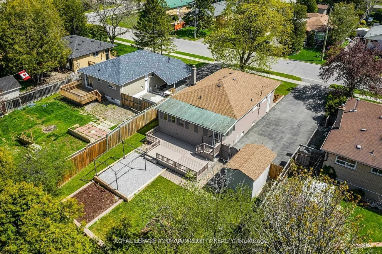 60, Child, Aurora Highlands, Aurora