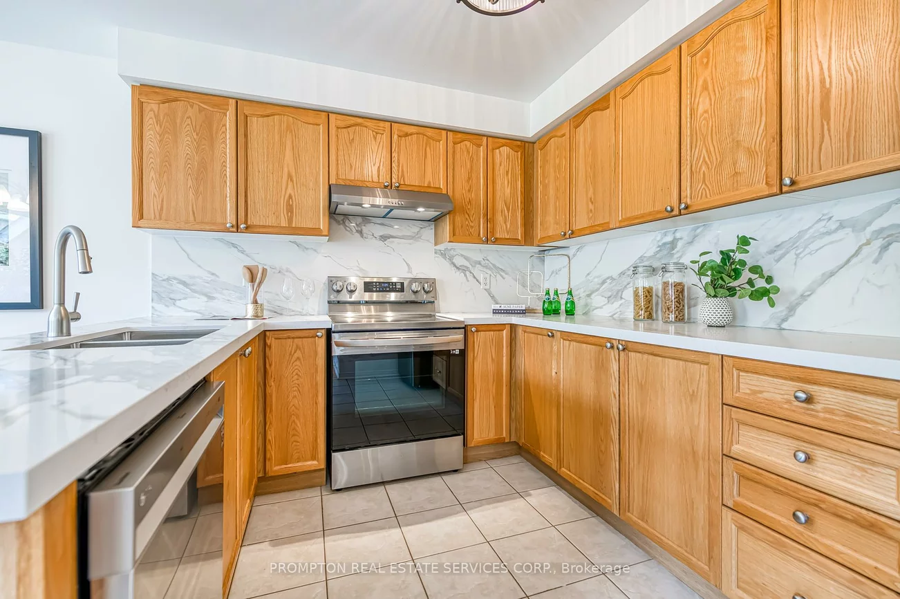 5, Casemount, Bayview Northeast, Aurora