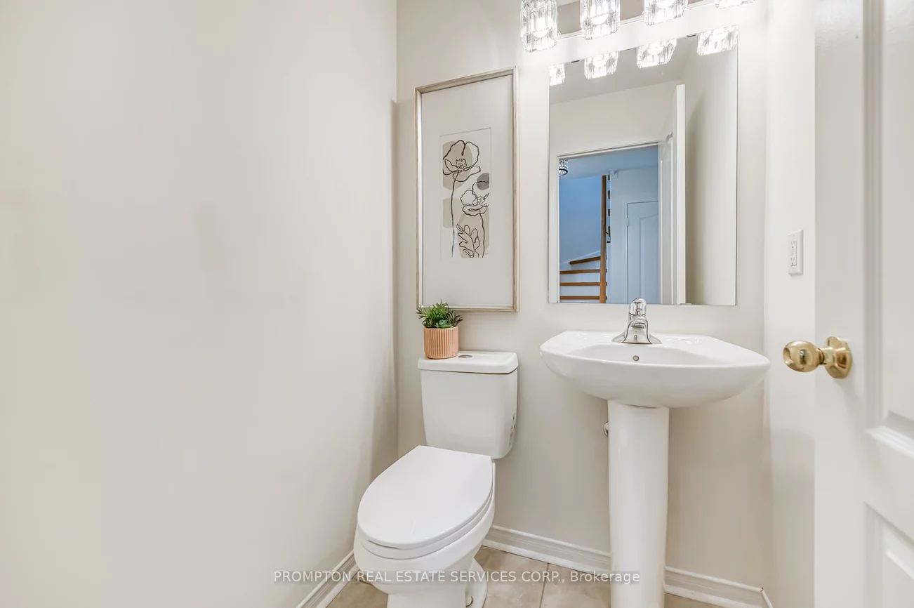 5, Casemount, Bayview Northeast, Aurora