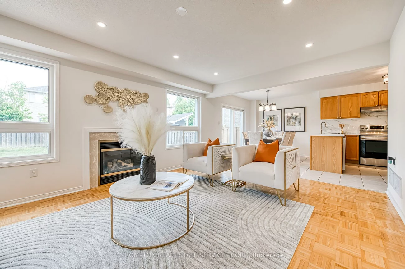 5, Casemount, Bayview Northeast, Aurora