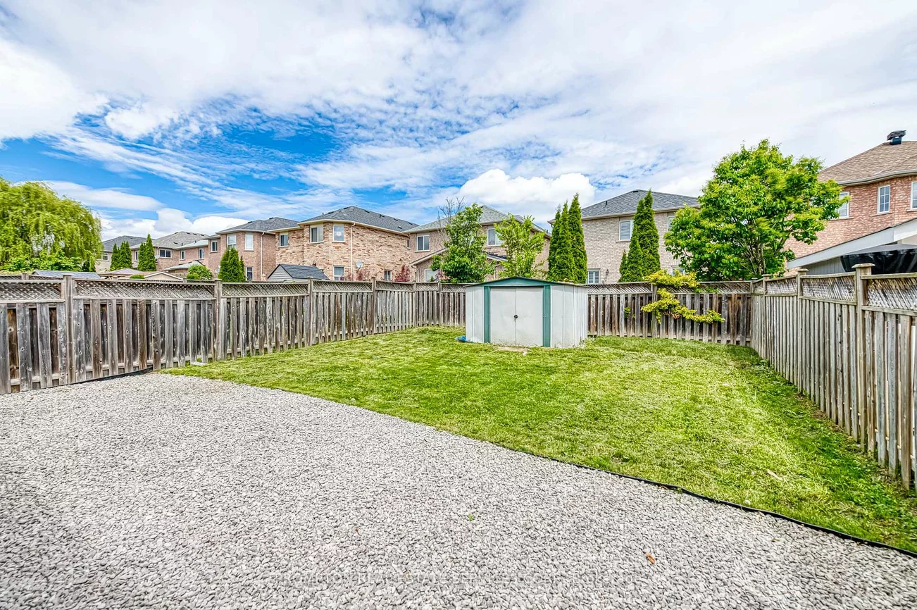 5, Casemount, Bayview Northeast, Aurora