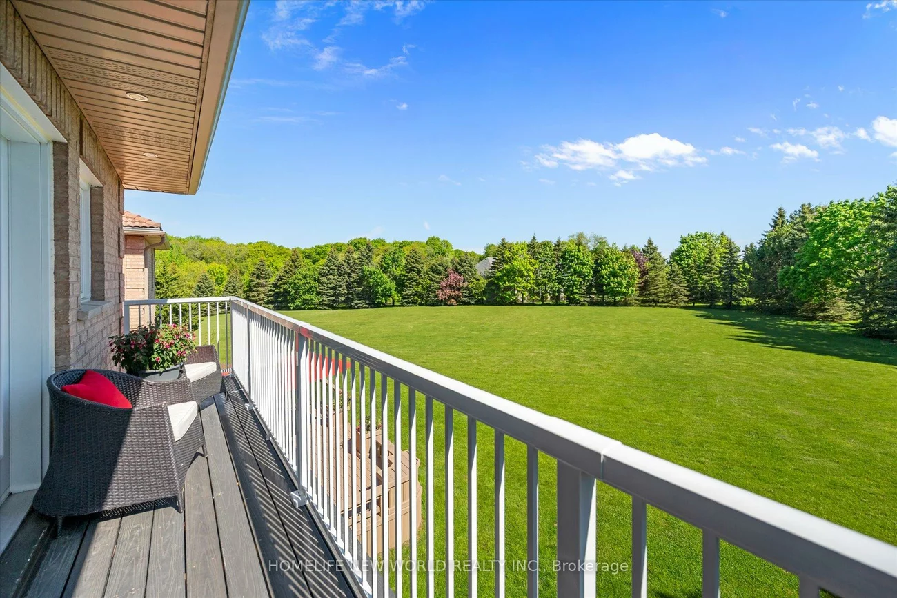26, Offord, Bayview Southeast, Aurora