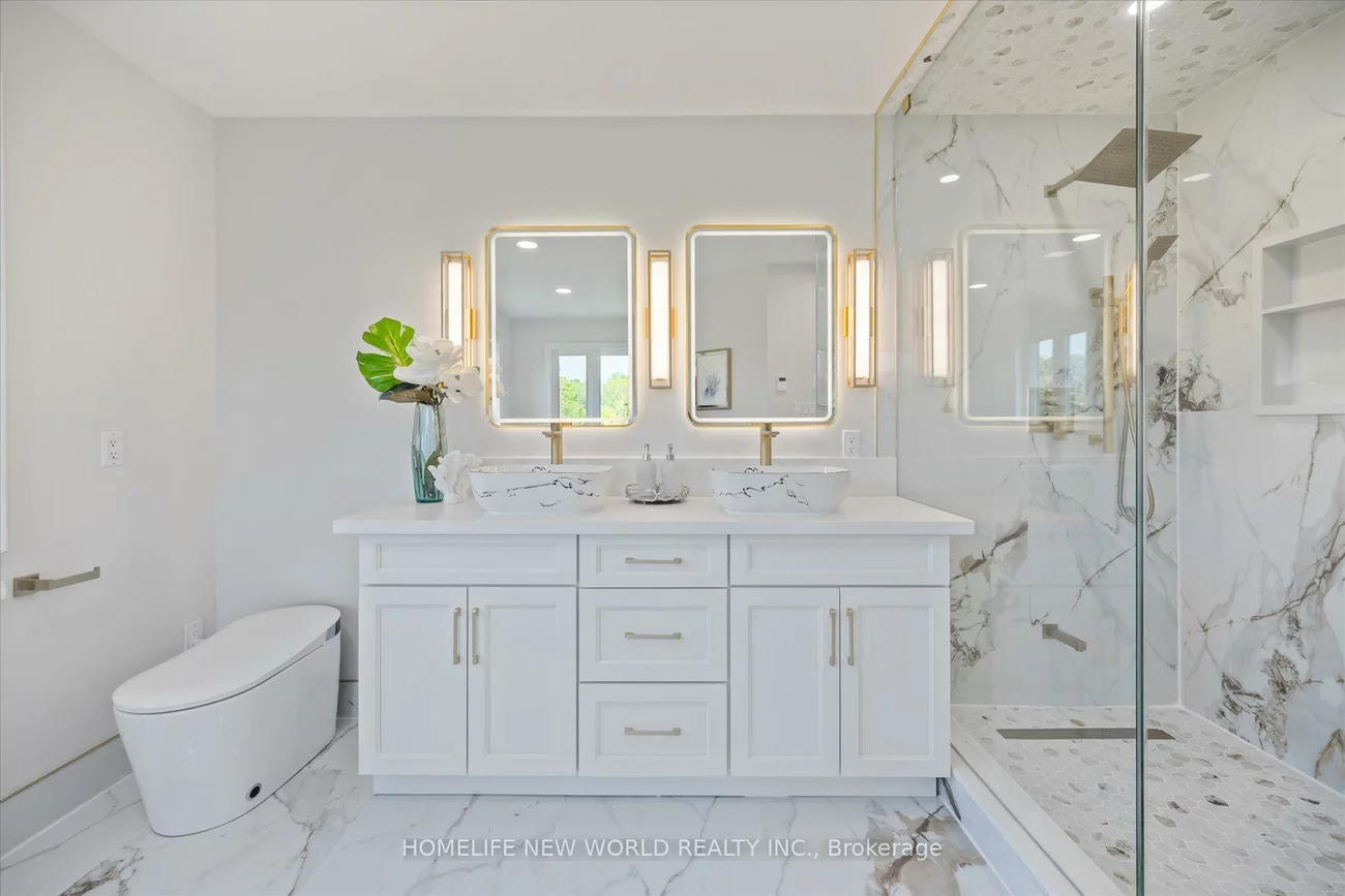 26, Offord, Bayview Southeast, Aurora