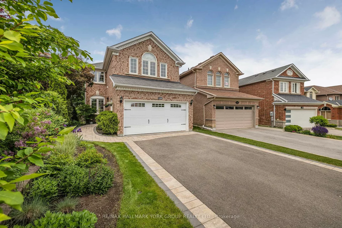 110, Rush, Bayview Wellington, Aurora