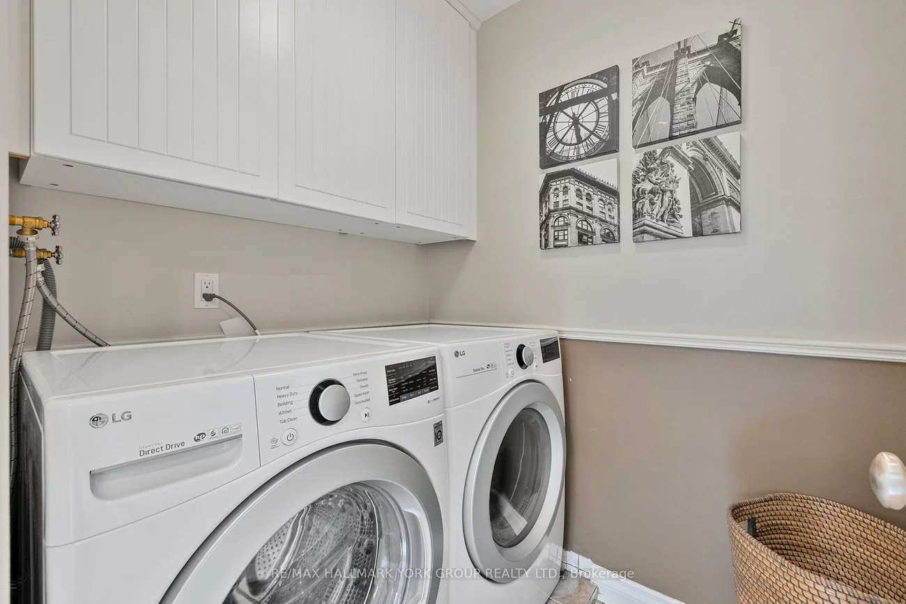 110, Rush, Bayview Wellington, Aurora