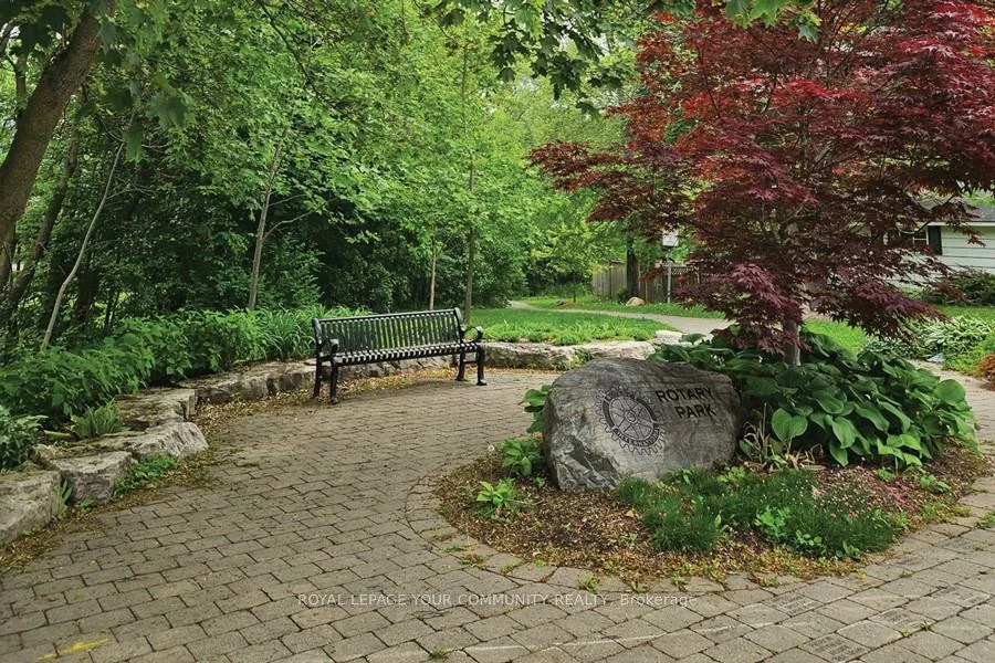 135, Gurnett, Aurora Village, Aurora