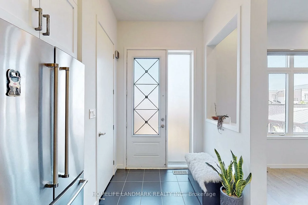 1178, Wellington, Bayview Northeast, Aurora
