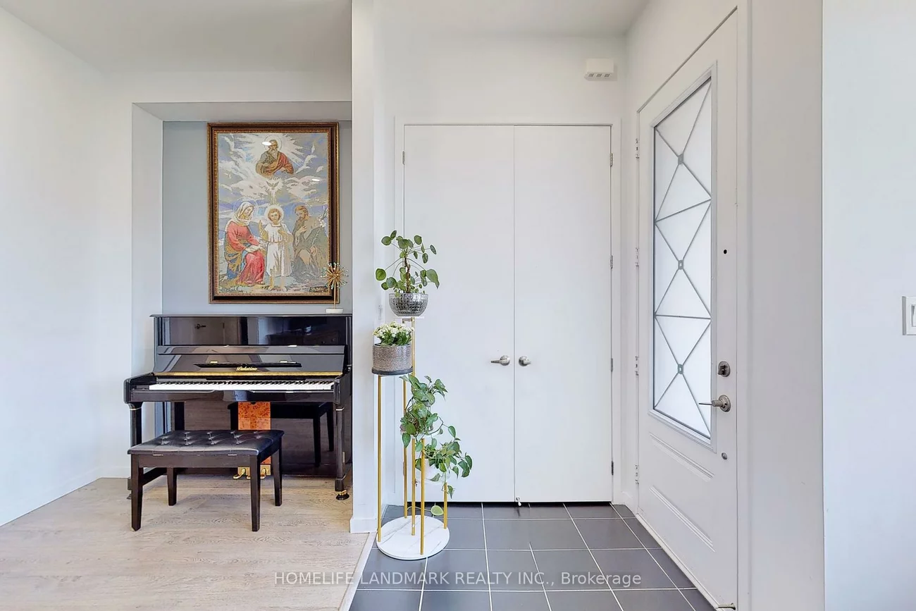 1178, Wellington, Bayview Northeast, Aurora
