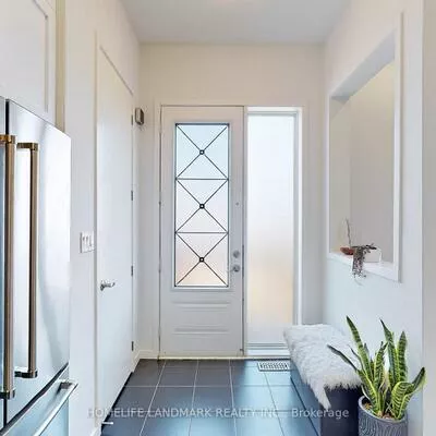 1178, Wellington, Bayview Northeast, Aurora