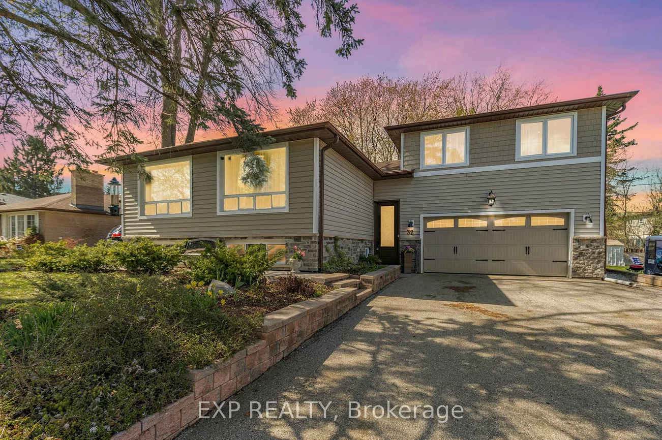 32, Kemano, Aurora Heights, Aurora