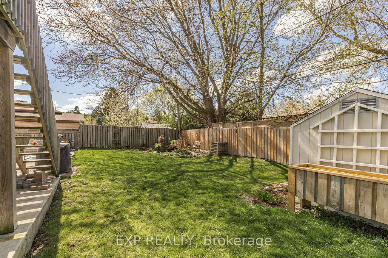 32, Kemano, Aurora Heights, Aurora