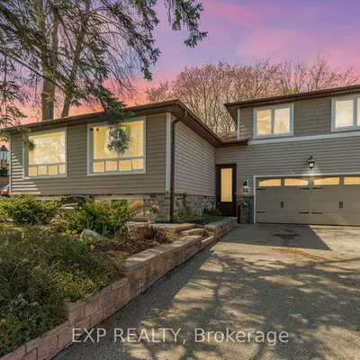 32, Kemano, Aurora Heights, Aurora