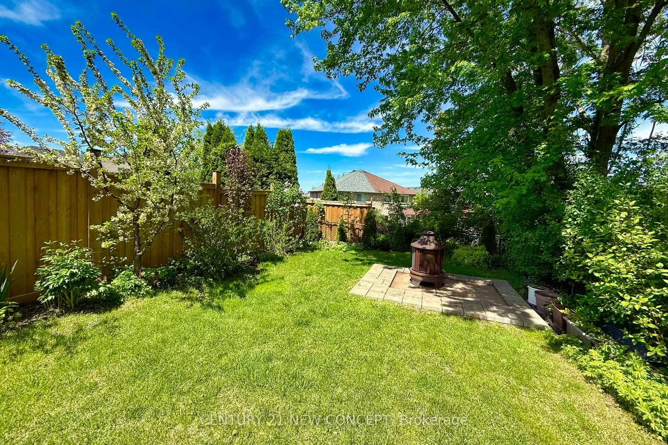 107, Primeau, Aurora Grove, Aurora