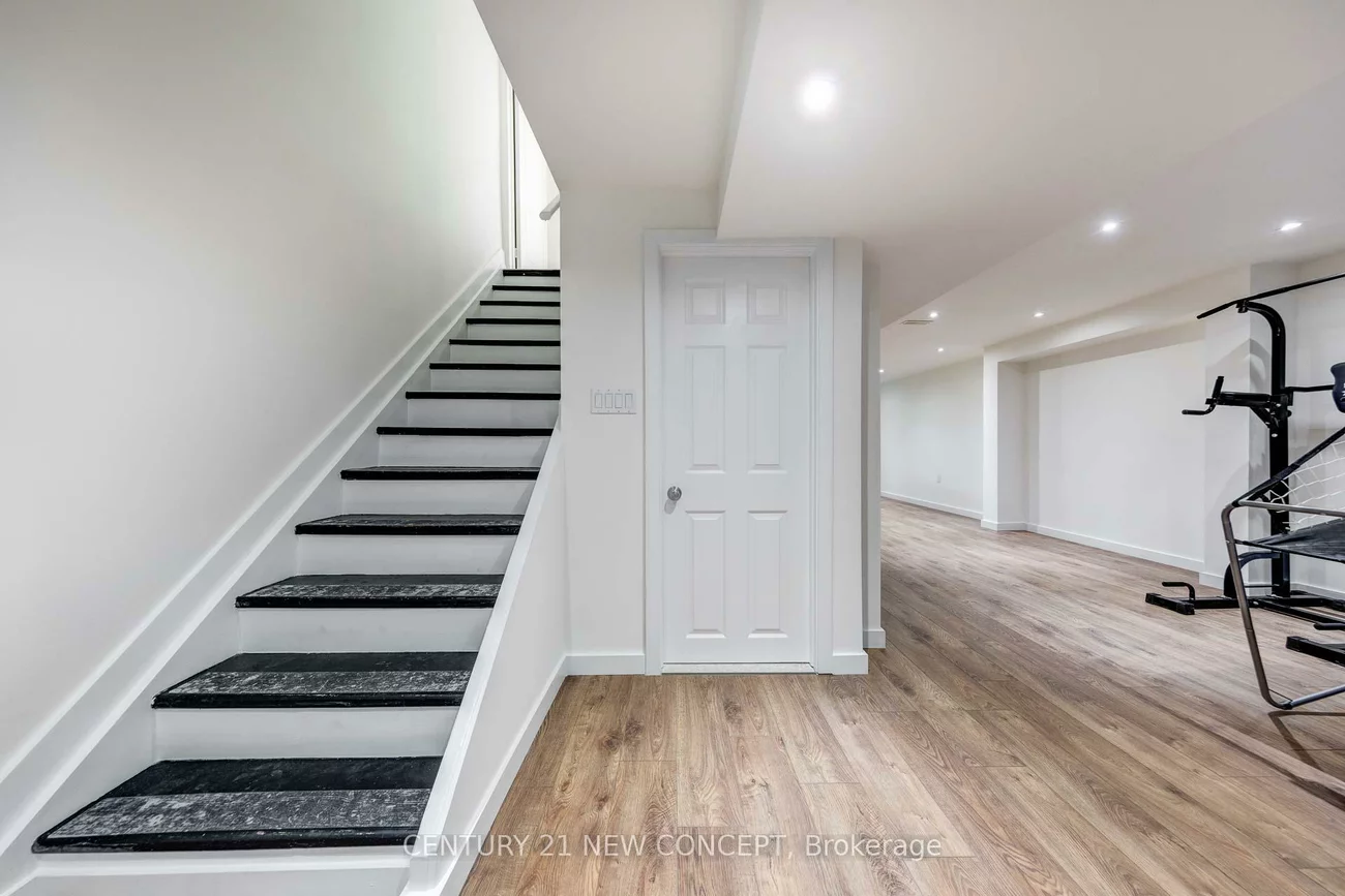 107, Primeau, Aurora Grove, Aurora