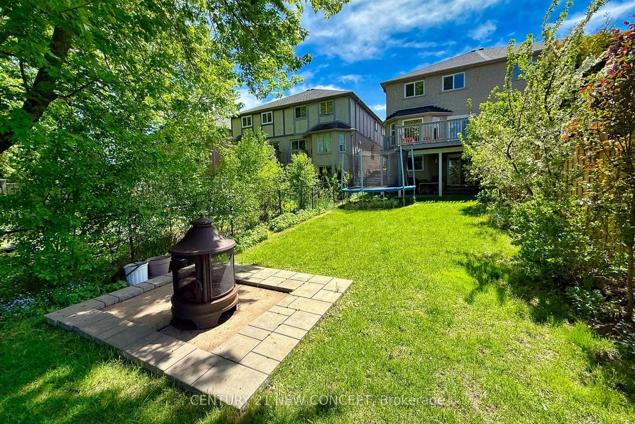107, Primeau, Aurora Grove, Aurora