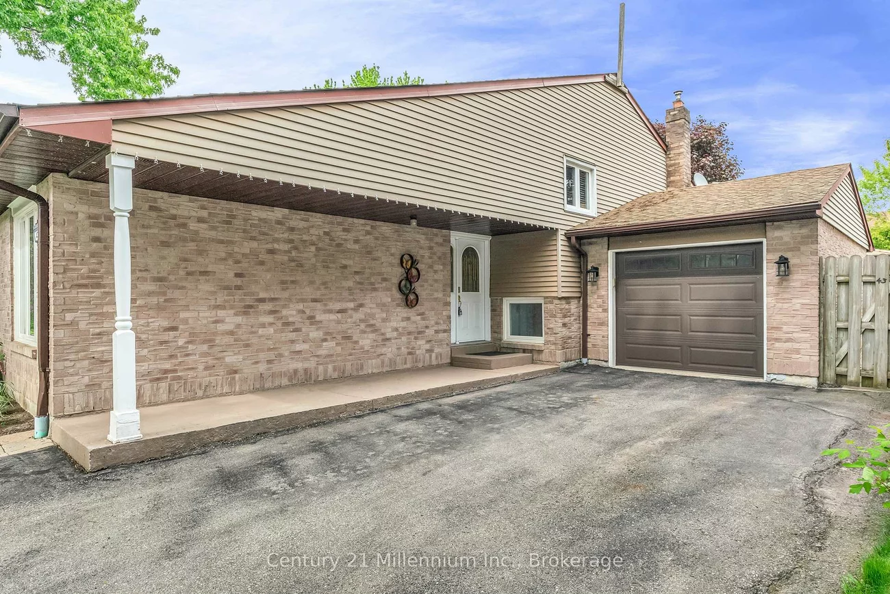 43, Stoddart, Aurora Highlands, Aurora