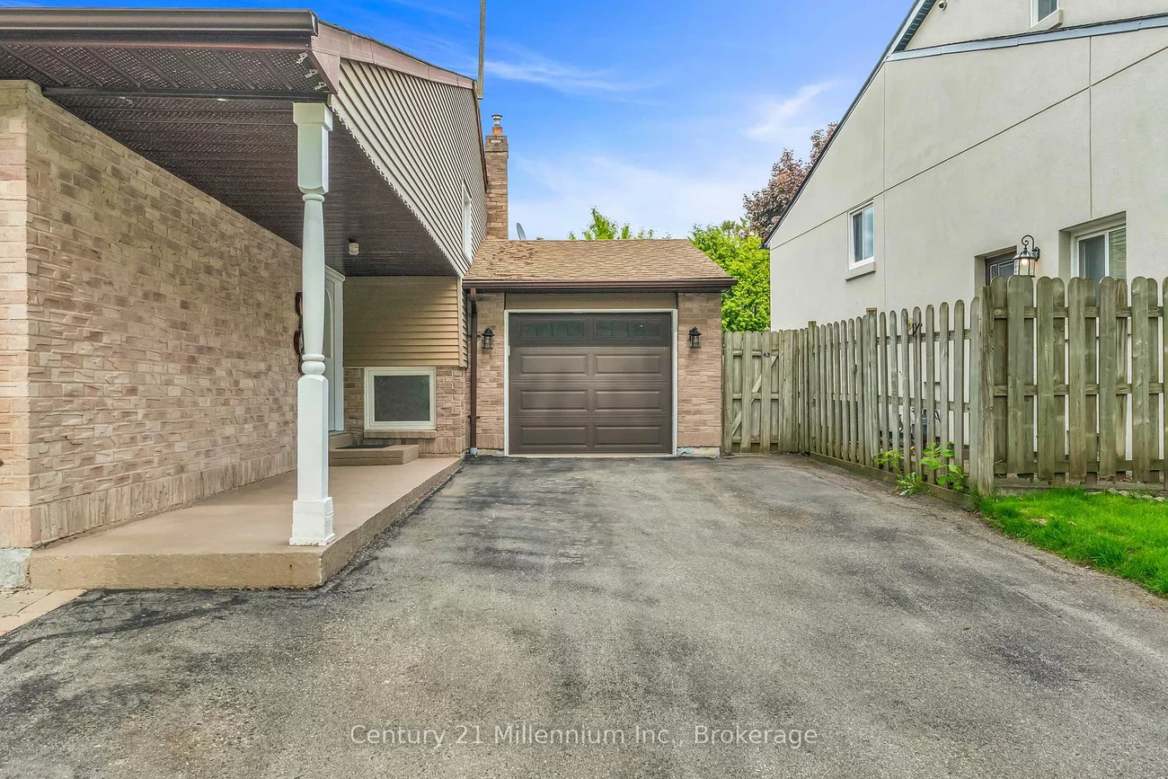 43, Stoddart, Aurora Highlands, Aurora