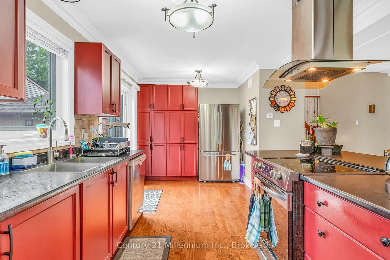 43, Stoddart, Aurora Highlands, Aurora