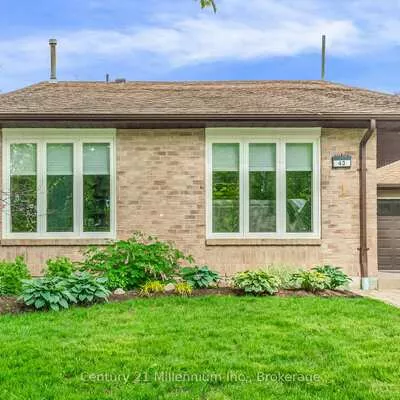43, Stoddart, Aurora Highlands, Aurora