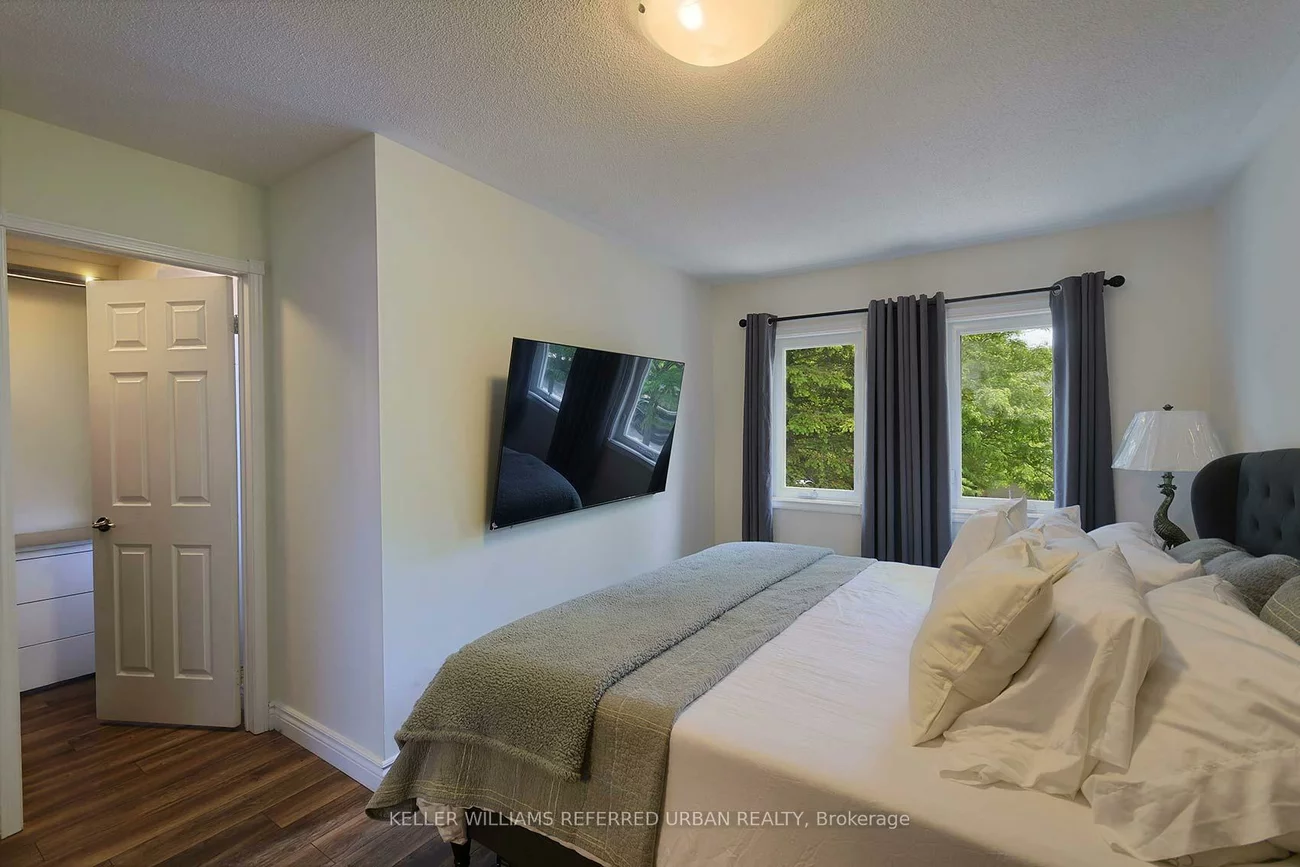 54, Mugford, Bayview Wellington, Aurora