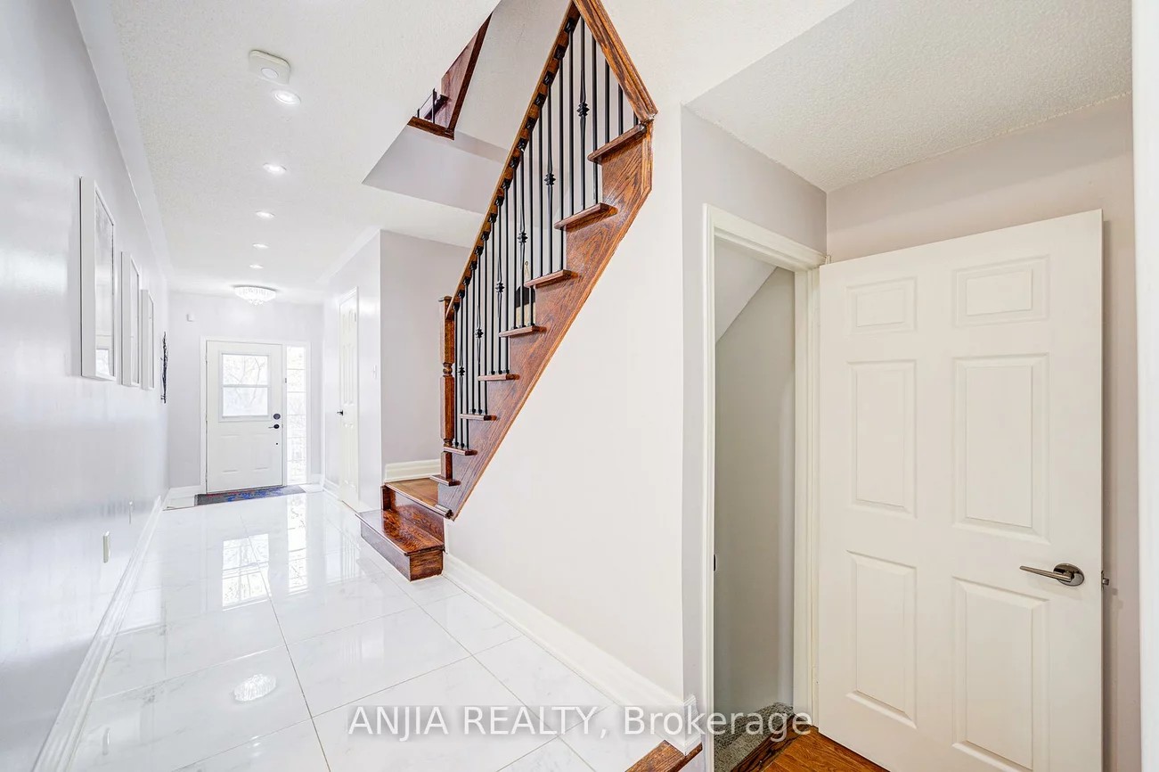 216, Zokol, Bayview Northeast, Aurora
