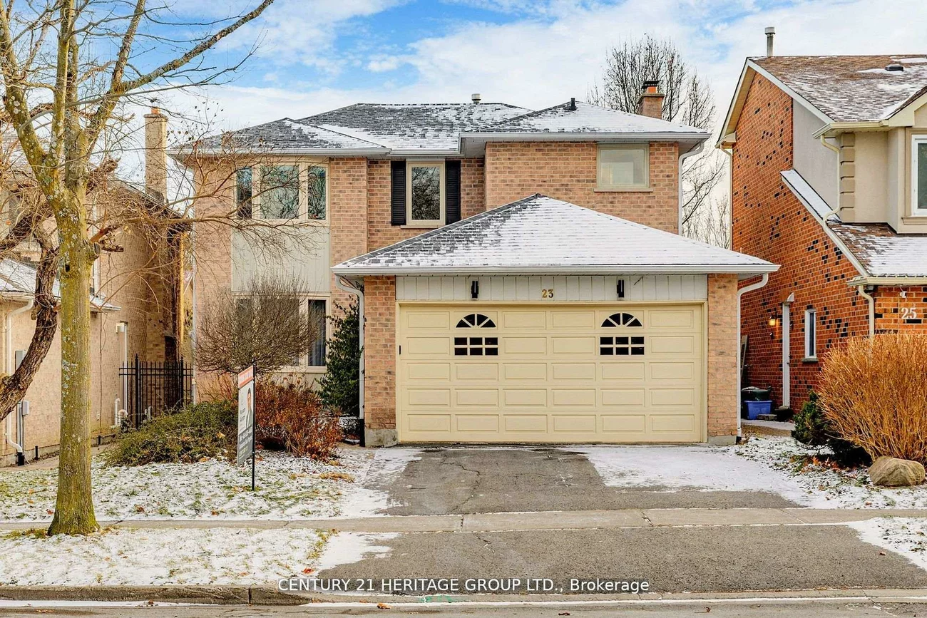 23, Gilbank, Aurora Heights, Aurora