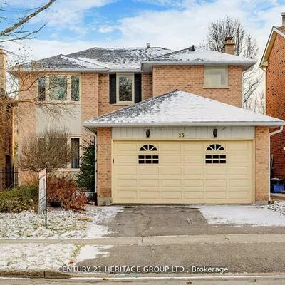 23, Gilbank, Aurora Heights, Aurora
