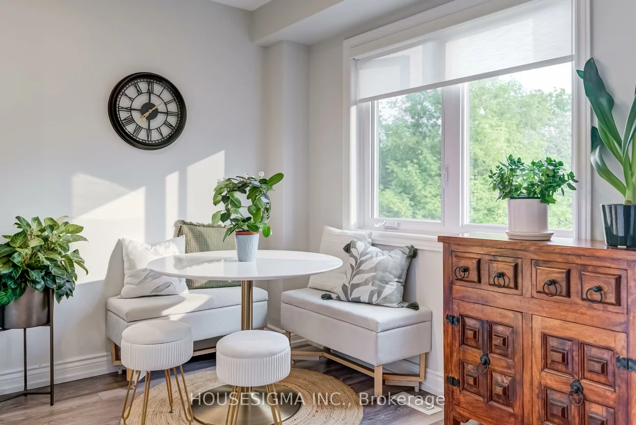102, Milloy, Aurora Grove, Aurora