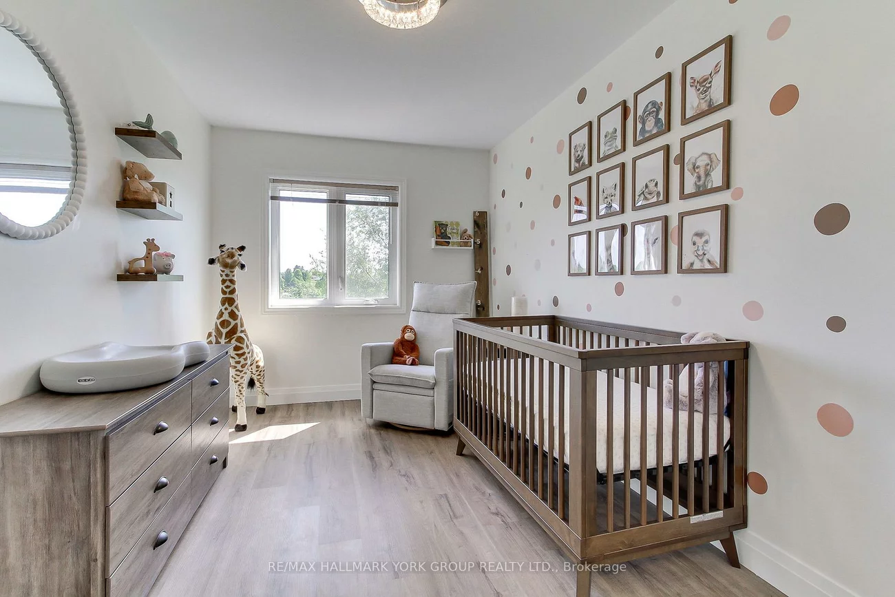 316, Pinnacle, Bayview Wellington, Aurora
