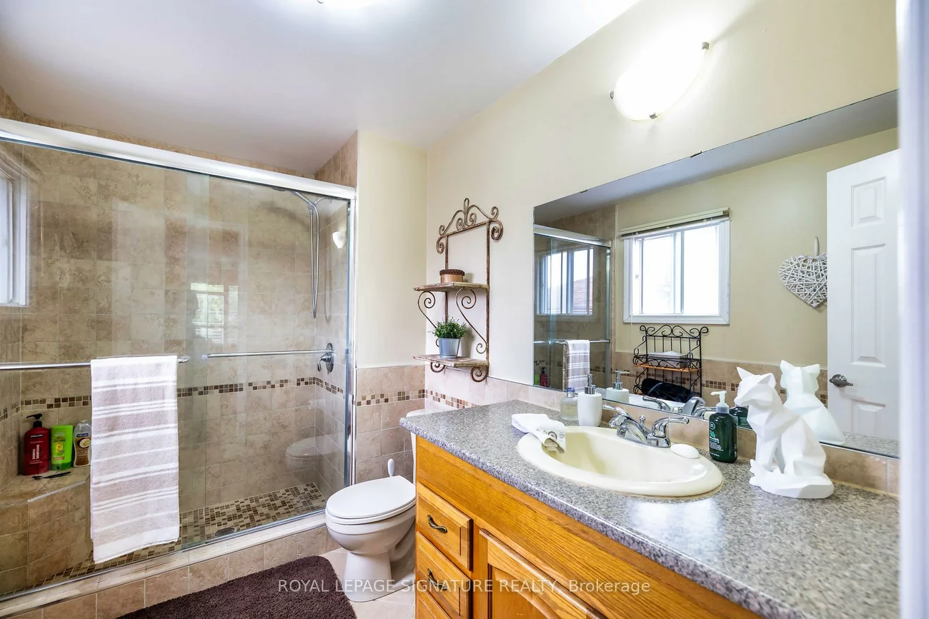 27, Twelve Oaks, Aurora Village, Aurora