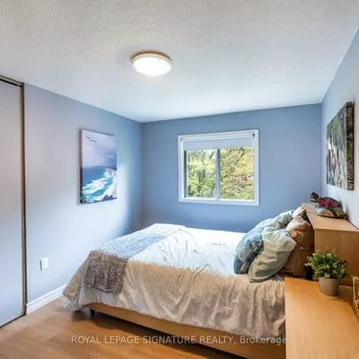 27, Twelve Oaks, Aurora Village, Aurora