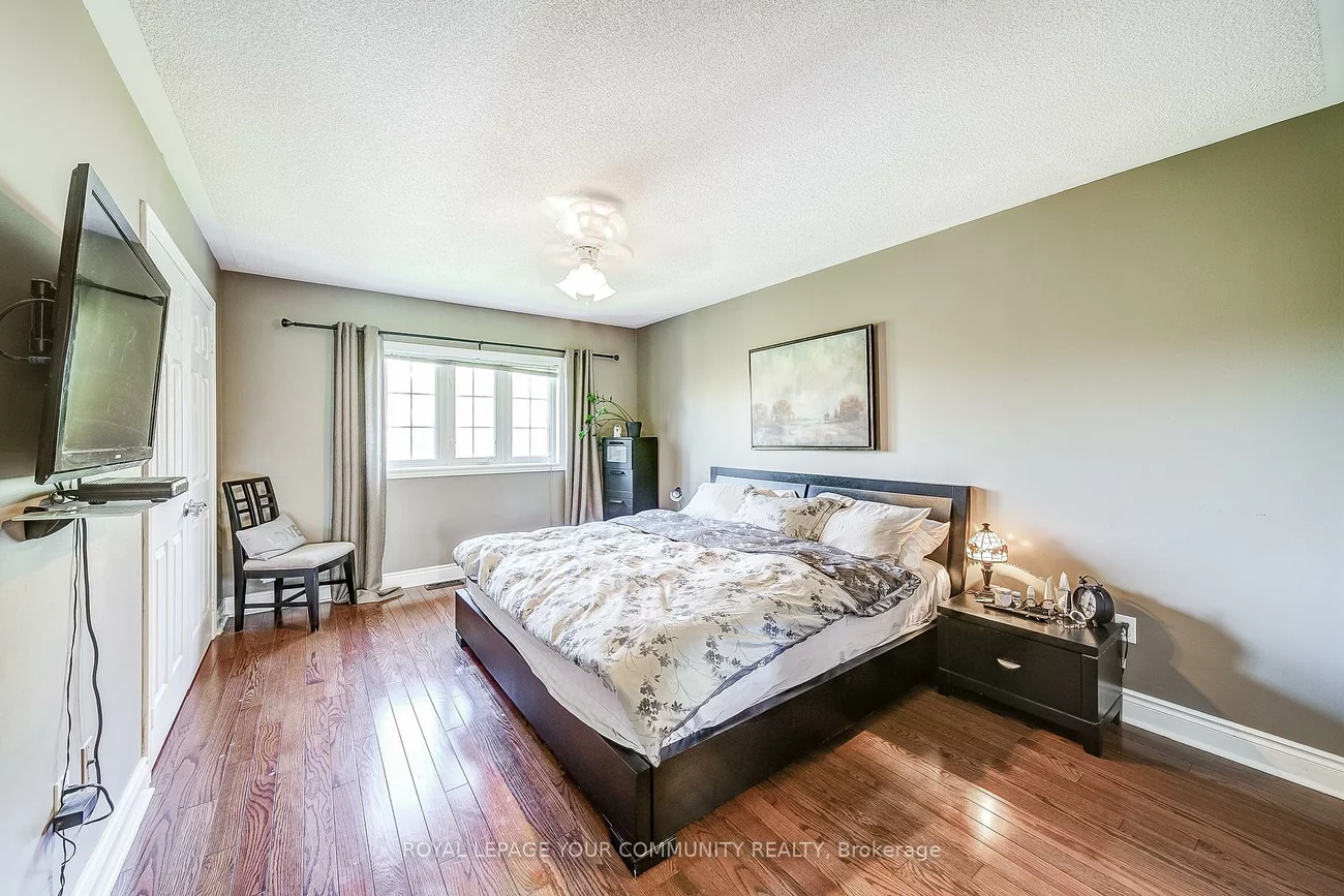 86, Downey, Bayview Wellington, Aurora