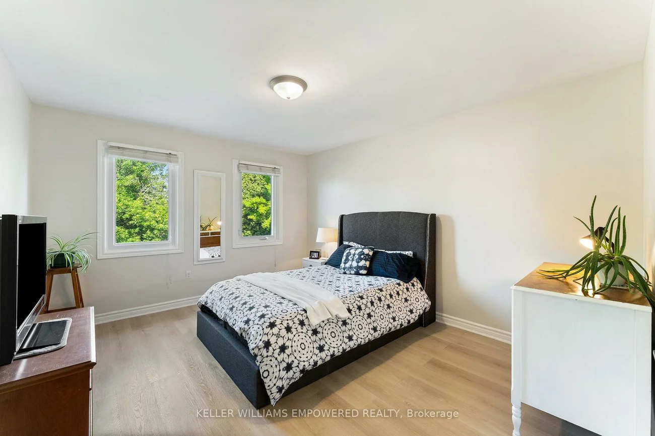 61, Gilbank, Aurora Heights, Aurora