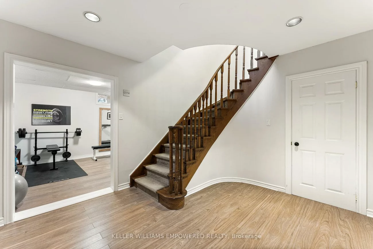61, Gilbank, Aurora Heights, Aurora