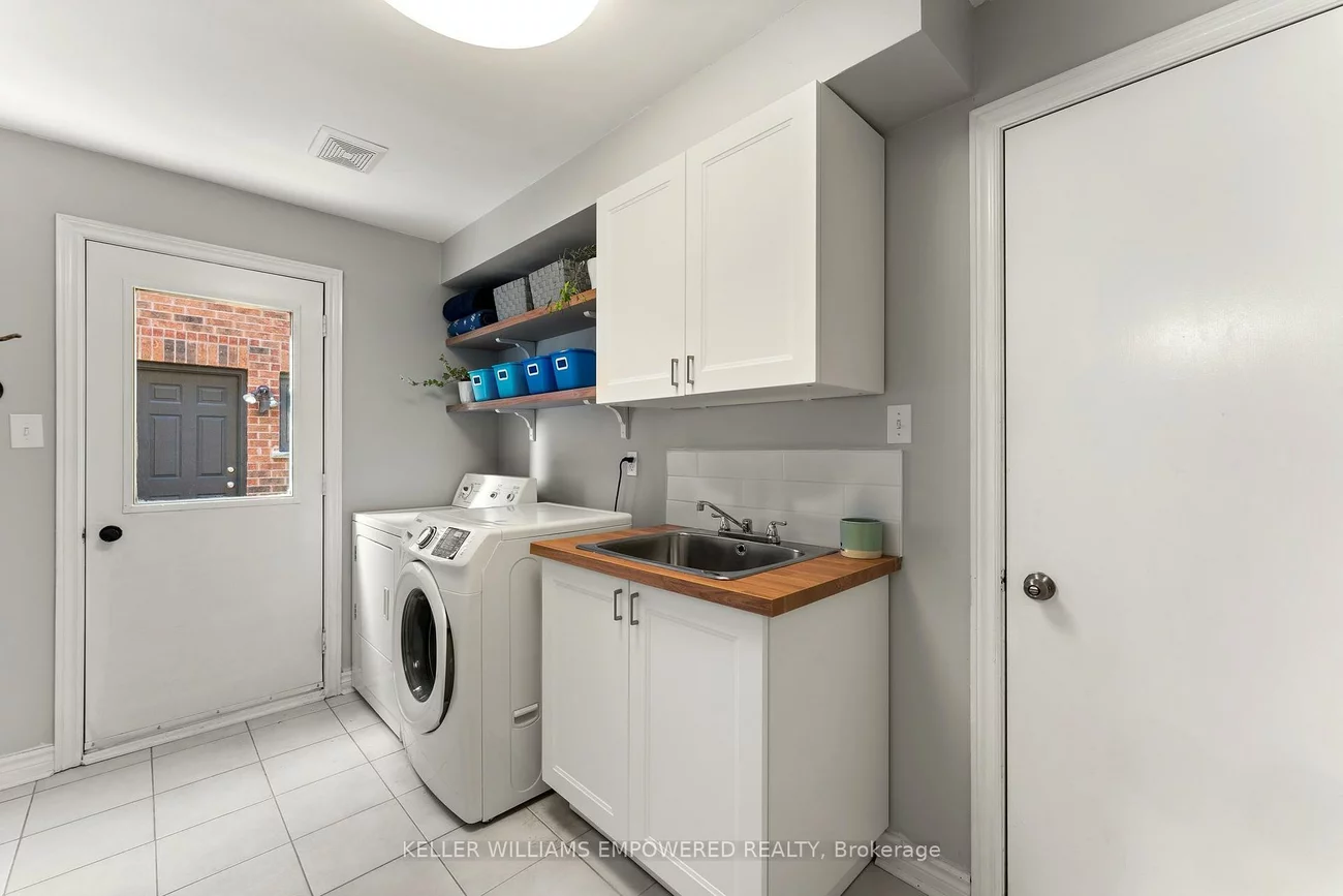 61, Gilbank, Aurora Heights, Aurora