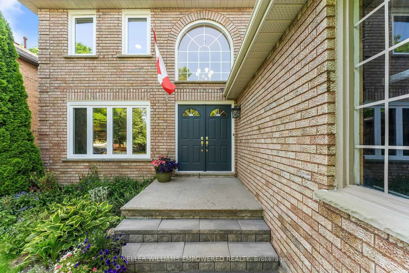 61, Gilbank, Aurora Heights, Aurora