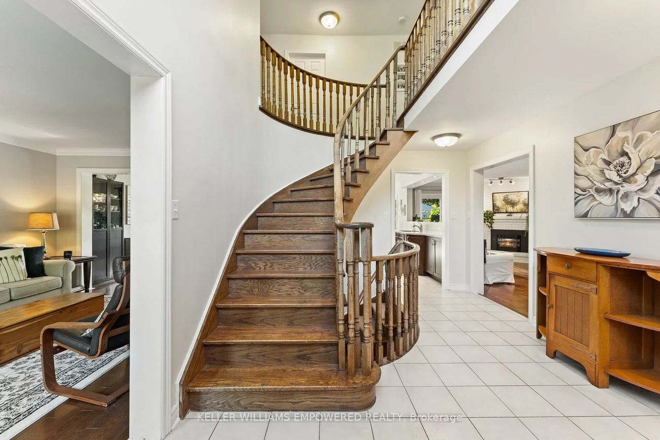 61, Gilbank, Aurora Heights, Aurora