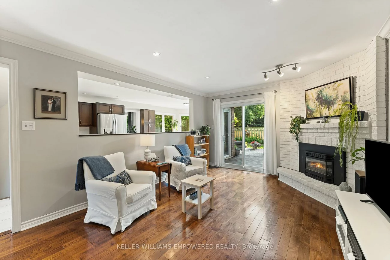 61, Gilbank, Aurora Heights, Aurora