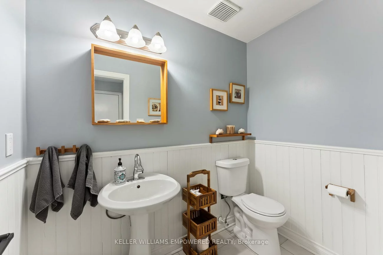 61, Gilbank, Aurora Heights, Aurora