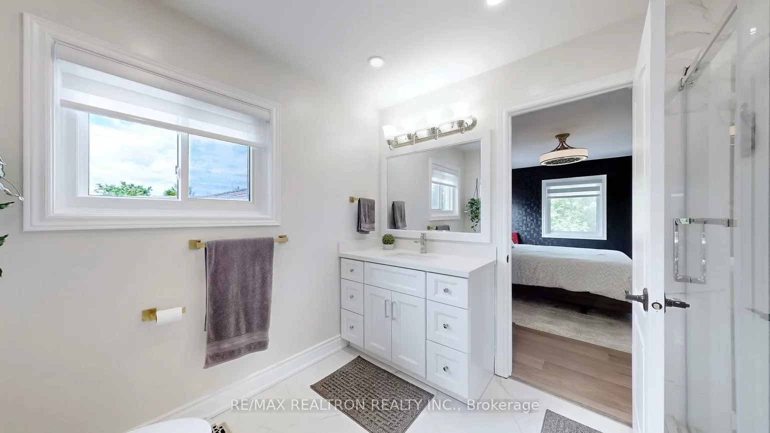 37, Offord, Bayview Southeast, Aurora