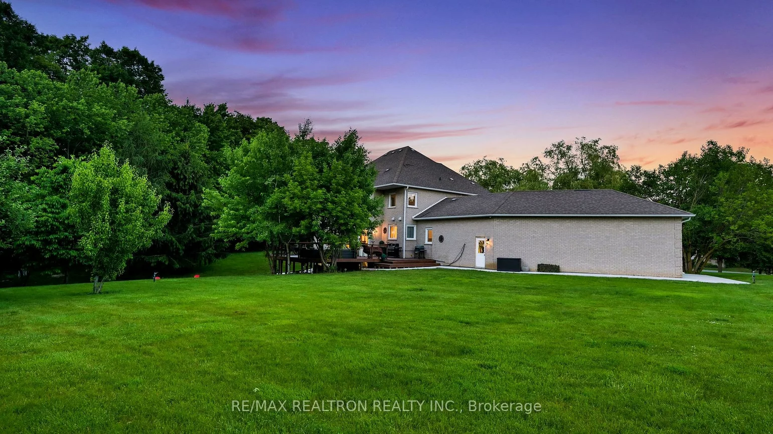 37, Offord, Bayview Southeast, Aurora