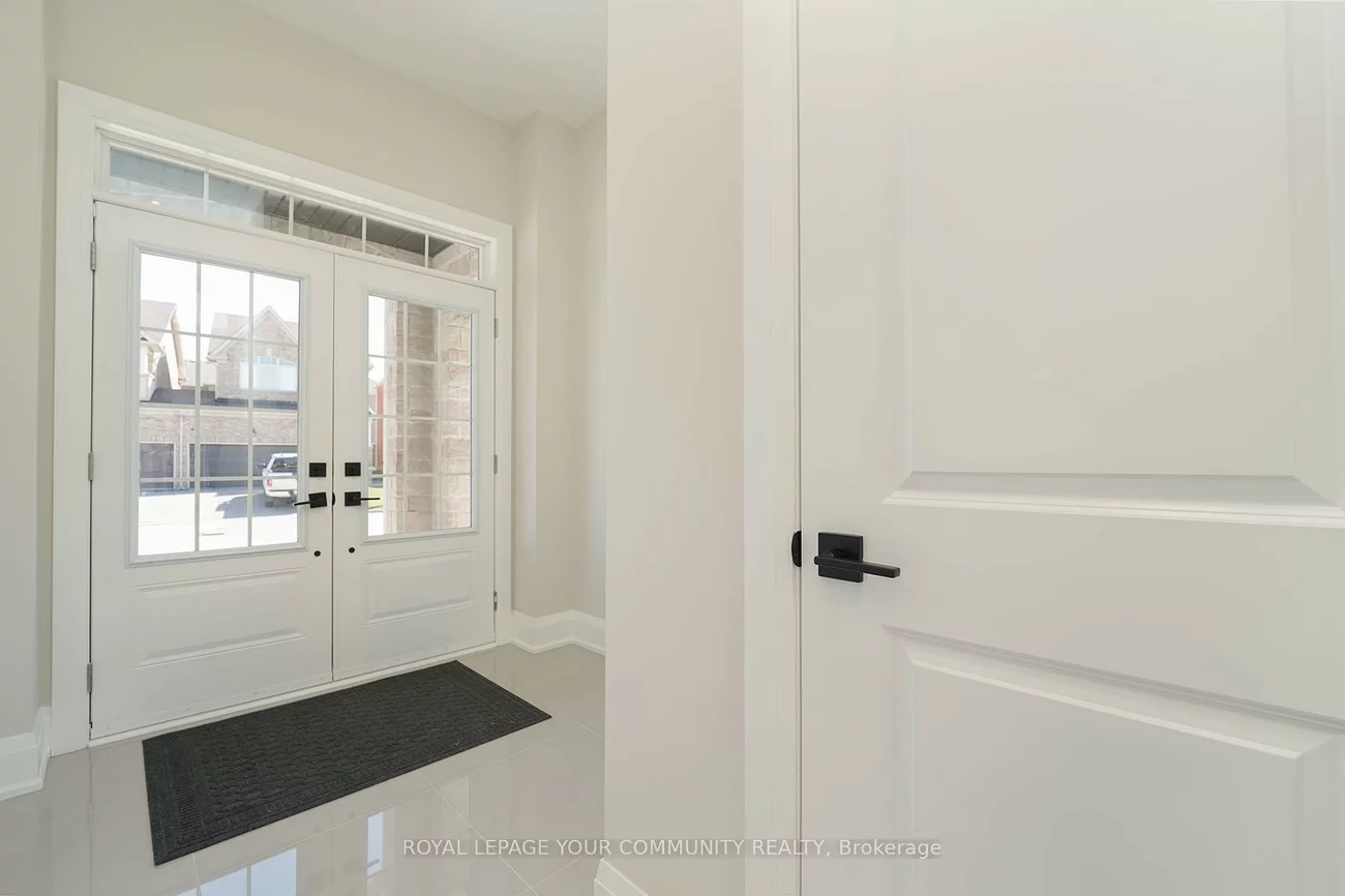 122, Lewis Honey, Bayview Northeast, Aurora