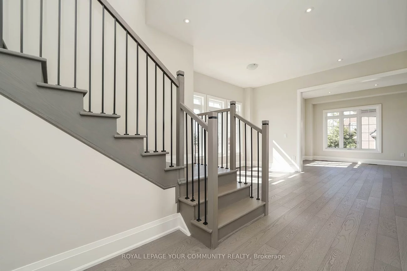 122, Lewis Honey, Bayview Northeast, Aurora