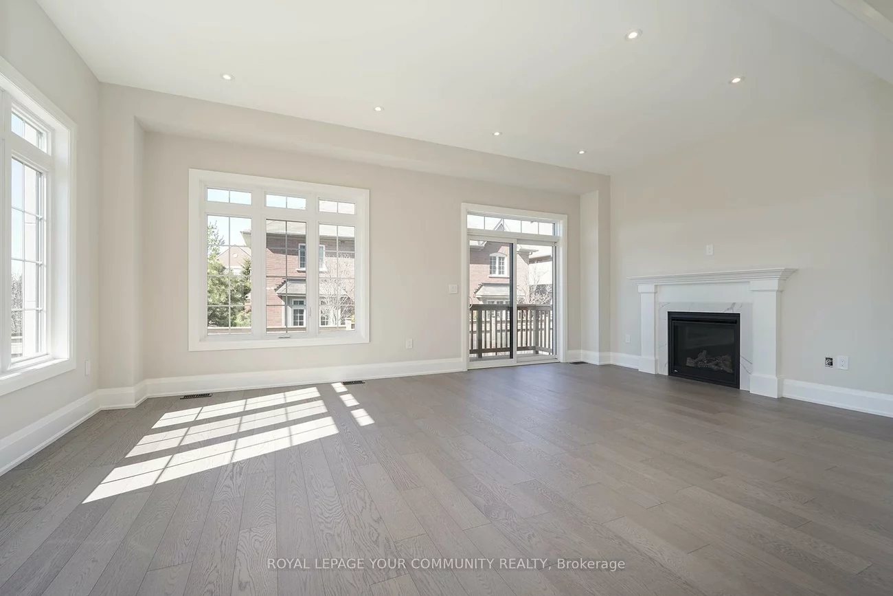 122, Lewis Honey, Bayview Northeast, Aurora