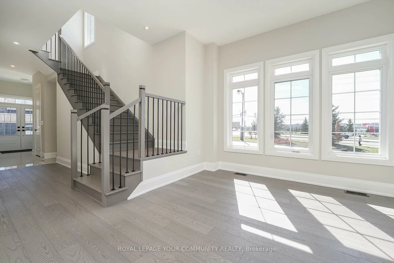 122, Lewis Honey, Bayview Northeast, Aurora