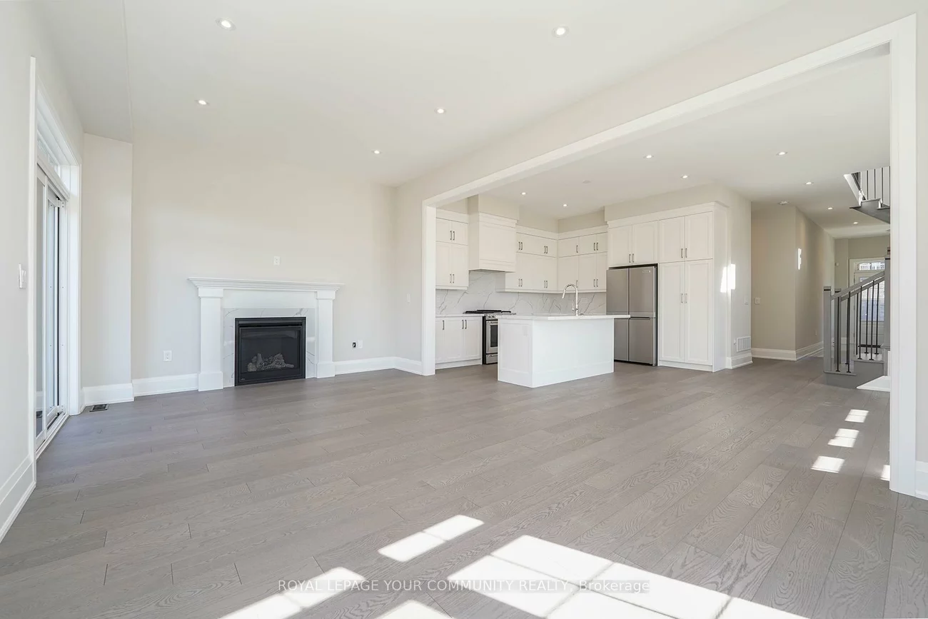 122, Lewis Honey, Bayview Northeast, Aurora