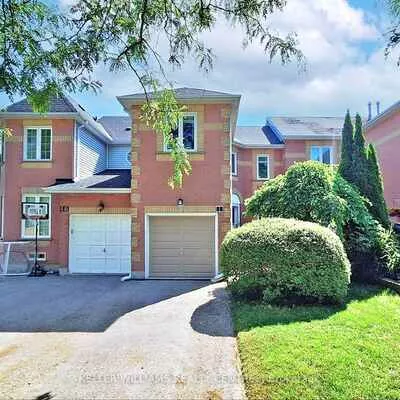 27, Hawthorne, Aurora Village, Aurora