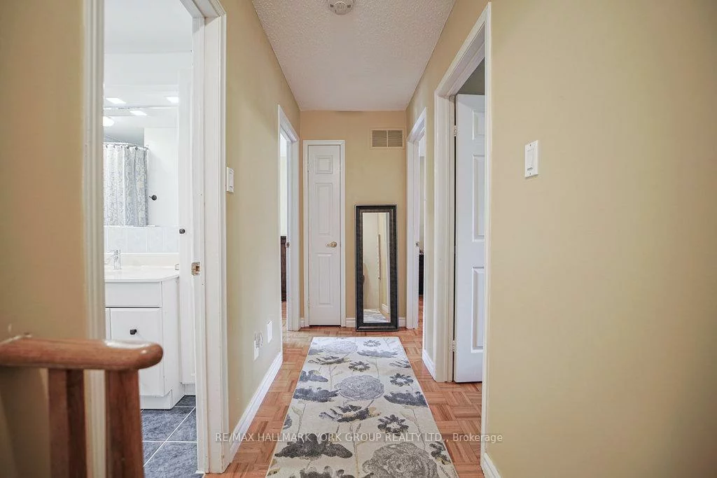 63, Crawford Rose, Aurora Heights, Aurora