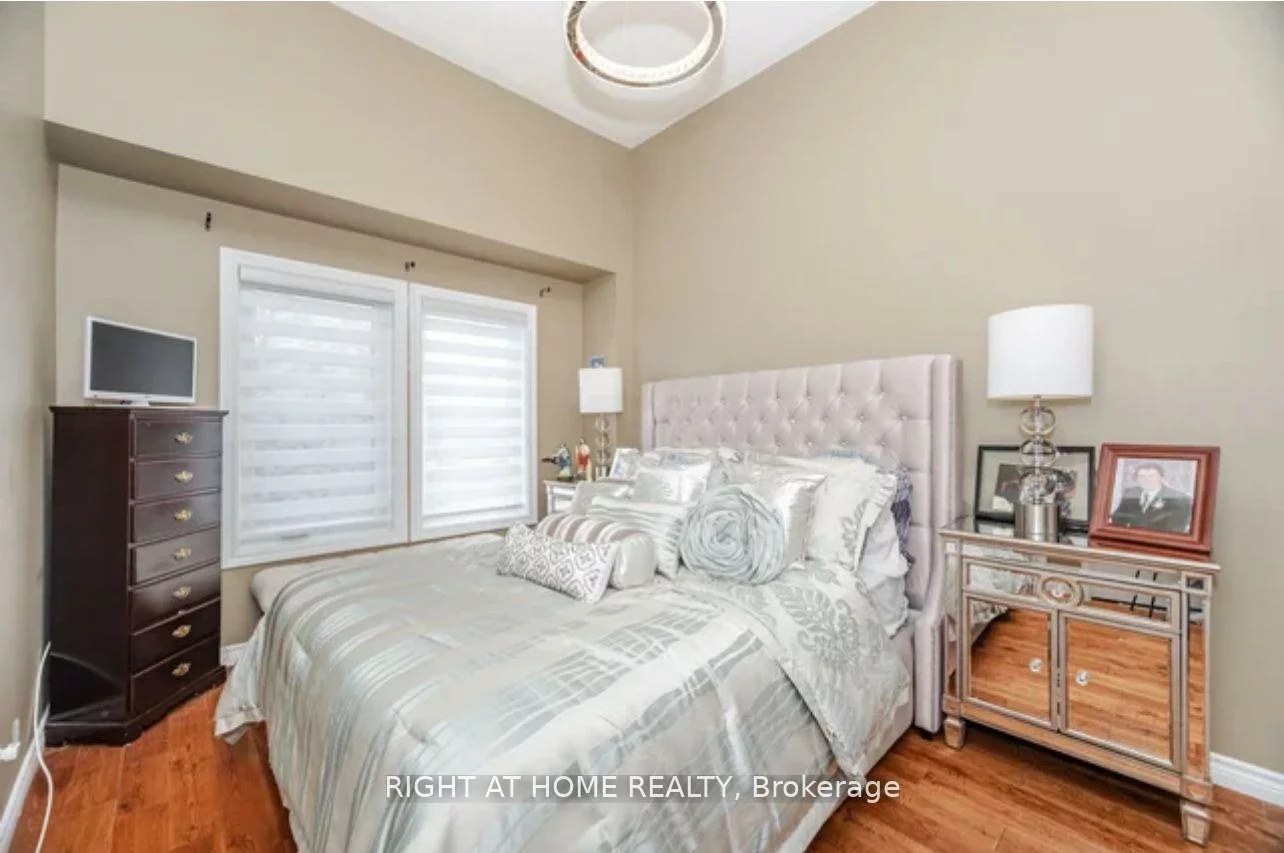 69, Evelyn Buck, Bayview Wellington, Aurora